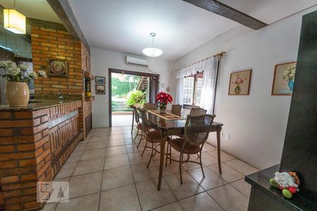 Casa à venda com 217m², 4 quartos e 2 vagasSala de Jantar