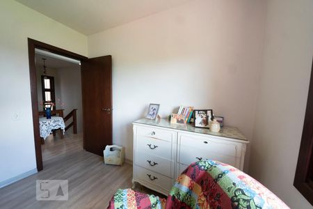 Casa à venda com 217m², 4 quartos e 2 vagasQuarto 2