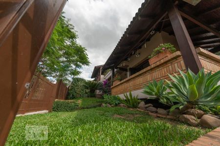 Casa à venda com 217m², 4 quartos e 2 vagasÁrea Externa