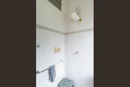 Casa à venda com 130m², 4 quartos e 8 vagasBanheiro