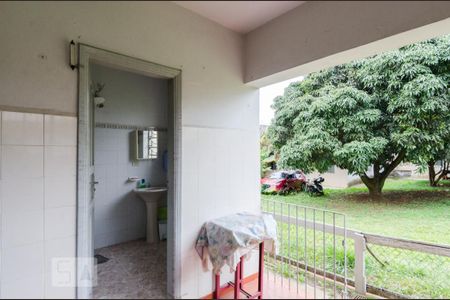 Casa à venda com 130m², 4 quartos e 8 vagasÁrea de serviço