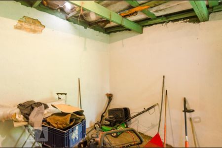 Casa à venda com 130m², 4 quartos e 8 vagasDepósito