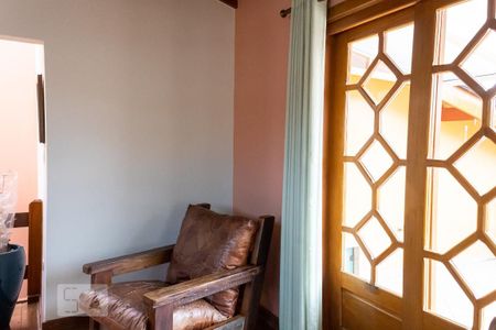 Casa à venda com 250m², 3 quartos e 2 vagas Casa à venda com 250m², 3 quartos e 2 vagasMezanino