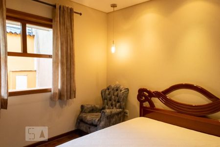 Casa à venda com 250m², 3 quartos e 2 vagas Casa à venda com 250m², 3 quartos e 2 vagasQuarto