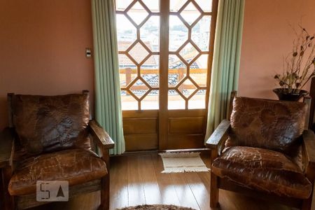 Casa à venda com 250m², 3 quartos e 2 vagas Casa à venda com 250m², 3 quartos e 2 vagasMezanino