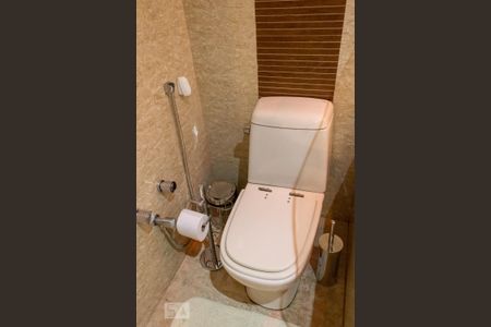 Casa à venda com 250m², 3 quartos e 2 vagas Casa à venda com 250m², 3 quartos e 2 vagasBanheiro da Suíte 2