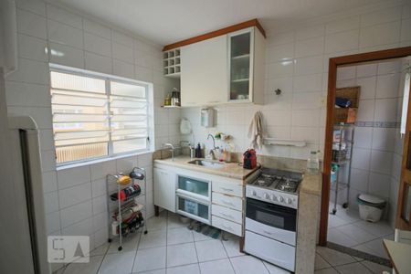 Casa de condomínio à venda com 94m², 2 quartos e 2 vagas Casa de condomínio à venda com 94m², 2 quartos e 2 vagasCozinha