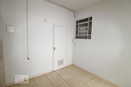 Cozinha de kitnet/studio para alugar com 1 quarto, 23m² em Centro, Rio de Janeiro
