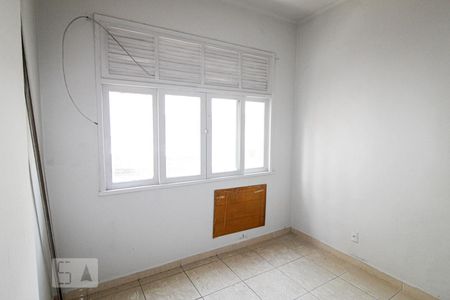 Sala/Quarto de kitnet/studio para alugar com 1 quarto, 23m² em Centro, Rio de Janeiro
