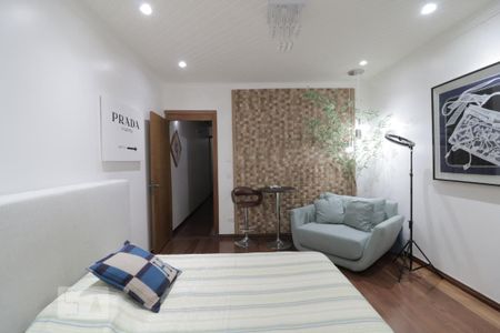 Casa à venda com 280m², 3 quartos e 2 vagasSuite 1