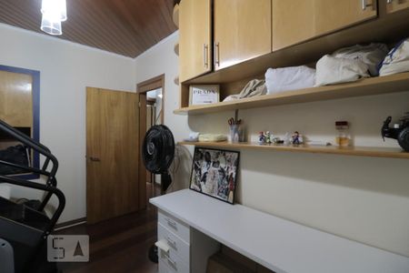 Casa à venda com 280m², 3 quartos e 2 vagasQuarto 1
