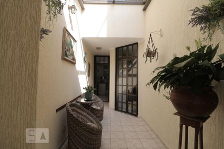 Casa à venda com 280m², 3 quartos e 2 vagasHall