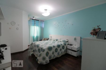 Casa à venda com 280m², 3 quartos e 2 vagasSuíte 2