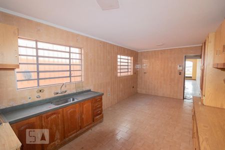 Casa para alugar com 199m², 3 quartos e 3 vagas Casa para alugar com 199m², 3 quartos e 3 vagasCozinha