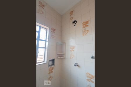 Casa para alugar com 199m², 3 quartos e 3 vagas Casa para alugar com 199m², 3 quartos e 3 vagasBanheiro Social