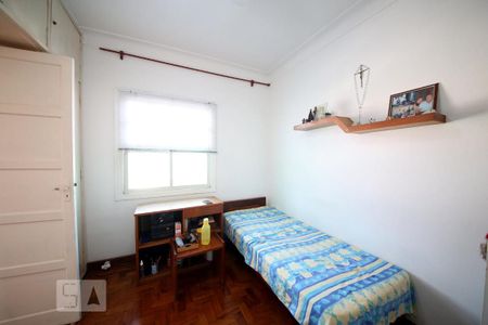 Casa à venda com 191m², 3 quartos e 3 vagasSuíte