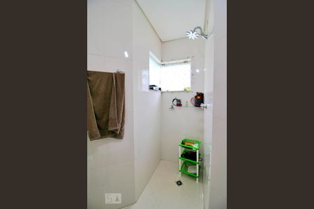 Casa à venda com 198m², 3 quartos e 3 vagasBanheiro da Suíte 1