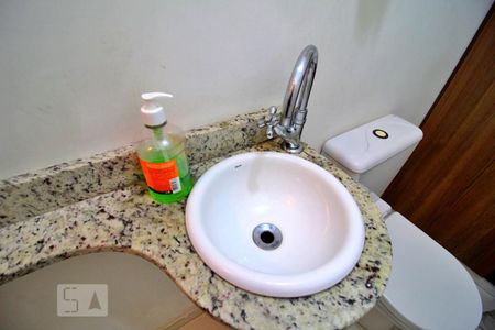 Casa à venda com 198m², 3 quartos e 3 vagasLavabo