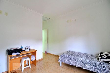 Casa à venda com 198m², 3 quartos e 3 vagasSuíte 3