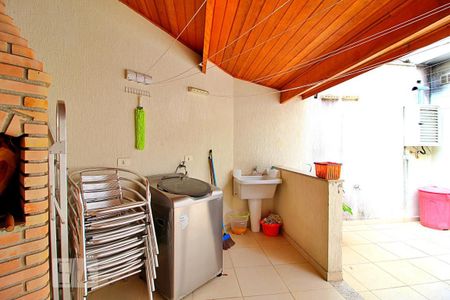 Casa à venda com 198m², 3 quartos e 3 vagasÁrea de Serviço