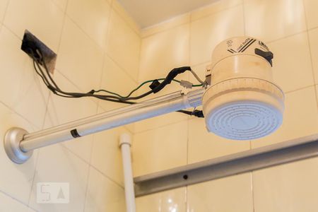 Casa à venda com 146m², 3 quartos e 2 vagasBanheiro de serviço - Chuveiro