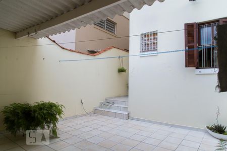 Casa à venda com 146m², 3 quartos e 2 vagasQuintal