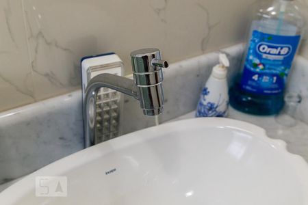 Casa à venda com 146m², 3 quartos e 2 vagasBanheiro social - Torneira