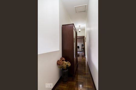 Casa à venda com 146m², 3 quartos e 2 vagasCorredor