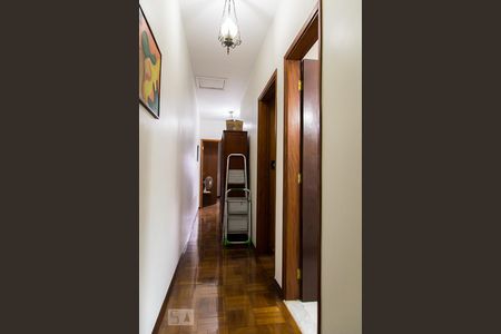 Casa à venda com 146m², 3 quartos e 2 vagasCorredor