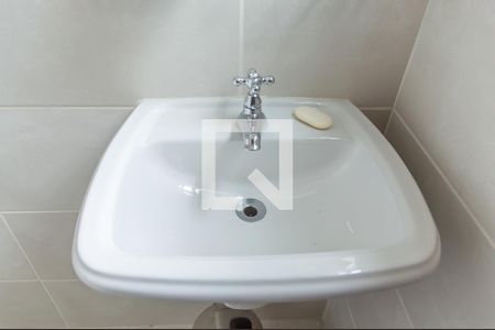 Casa à venda com 182m², 2 quartos e sem vagaBanheiro da Suíte