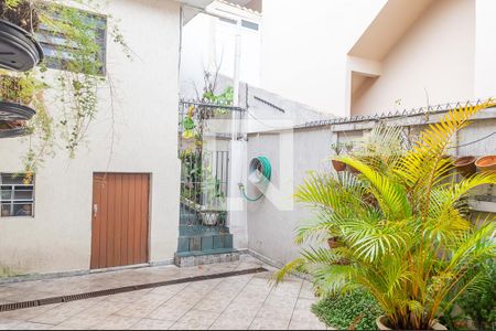 Casa à venda com 182m², 2 quartos e sem vagaQuintal