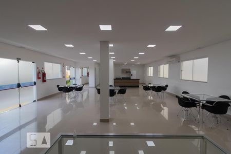Apartamento à venda com 45m², 2 quartos e 1 vaga Apartamento à venda com 45m², 2 quartos e 1 vagaÁrea comum - Salão de festas