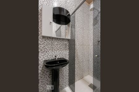 Casa à venda com 98m², 2 quartos e 1 vaga Casa à venda com 98m², 2 quartos e 1 vagaBanheiro Social