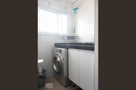 Apartamento para alugar com 45m², 2 quartos e 1 vagaÁrea de Serviço