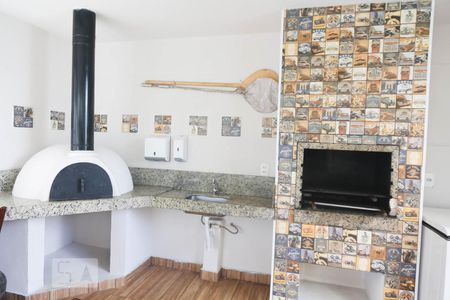 Apartamento para alugar com 45m², 2 quartos e 1 vagaÁrea comum - Churrasqueira