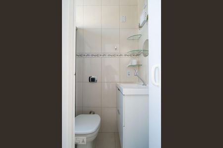 Apartamento para alugar com 52m², 1 quarto e sem vaga Apartamento para alugar com 52m², 1 quarto e sem vagaBanheiro