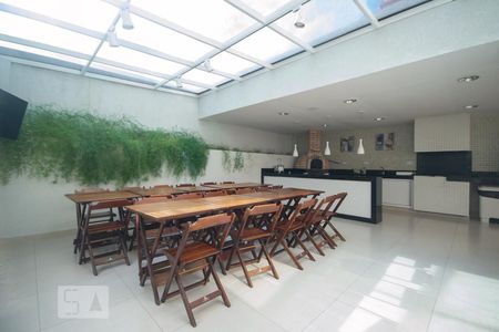 Apartamento à venda com 170m², 3 quartos e 3 vagas Apartamento à venda com 170m², 3 quartos e 3 vagasChurrasqueira