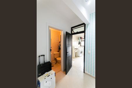 Apartamento à venda com 170m², 3 quartos e 3 vagas Apartamento à venda com 170m², 3 quartos e 3 vagasQuarto de Serviço