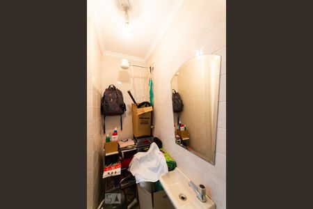 Apartamento à venda com 170m², 3 quartos e 3 vagas Apartamento à venda com 170m², 3 quartos e 3 vagasBanheiro de Serviço