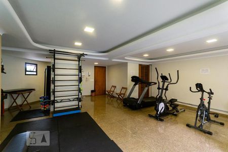 Apartamento à venda com 170m², 3 quartos e 3 vagas Apartamento à venda com 170m², 3 quartos e 3 vagasAcademia