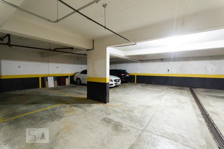 Apartamento à venda com 170m², 3 quartos e 3 vagas Apartamento à venda com 170m², 3 quartos e 3 vagasGaragem