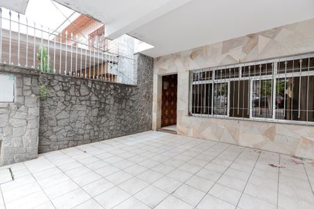 Casa à venda com 244m², 4 quartos e 3 vagas Casa à venda com 244m², 4 quartos e 3 vagasGaragem