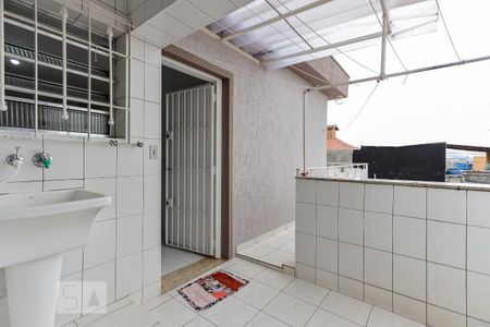 Casa à venda com 244m², 4 quartos e 3 vagas Casa à venda com 244m², 4 quartos e 3 vagasÁrea de Serviço 2