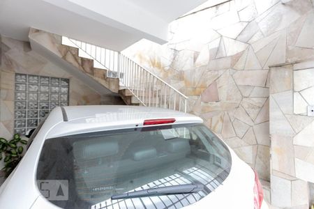 Casa à venda com 244m², 4 quartos e 3 vagas Casa à venda com 244m², 4 quartos e 3 vagasGaragem