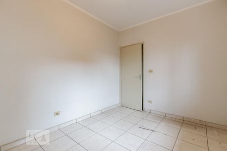 Casa à venda com 244m², 4 quartos e 3 vagas Casa à venda com 244m², 4 quartos e 3 vagasQuarto 2