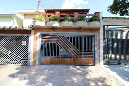 Casa à venda com 285m², 4 quartos e 2 vagasFachada 