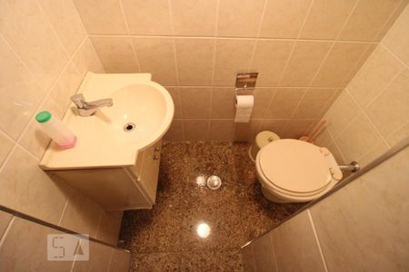 Casa à venda com 285m², 4 quartos e 2 vagasLavabo 2 - Salão de festas 