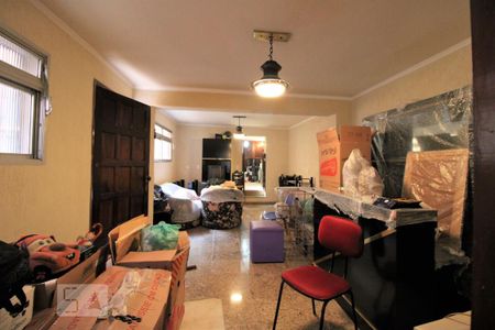 Casa à venda com 285m², 4 quartos e 2 vagasSalão de festas 