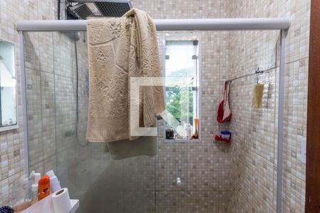 Casa à venda com 170m², 3 quartos e 2 vagasBanheiro da Suíte