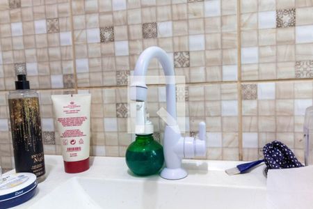 Casa à venda com 170m², 3 quartos e 2 vagasBanheiro - torneira